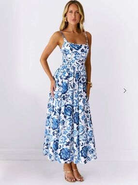 Hello Molly | Blue Blossom Maxi Dress